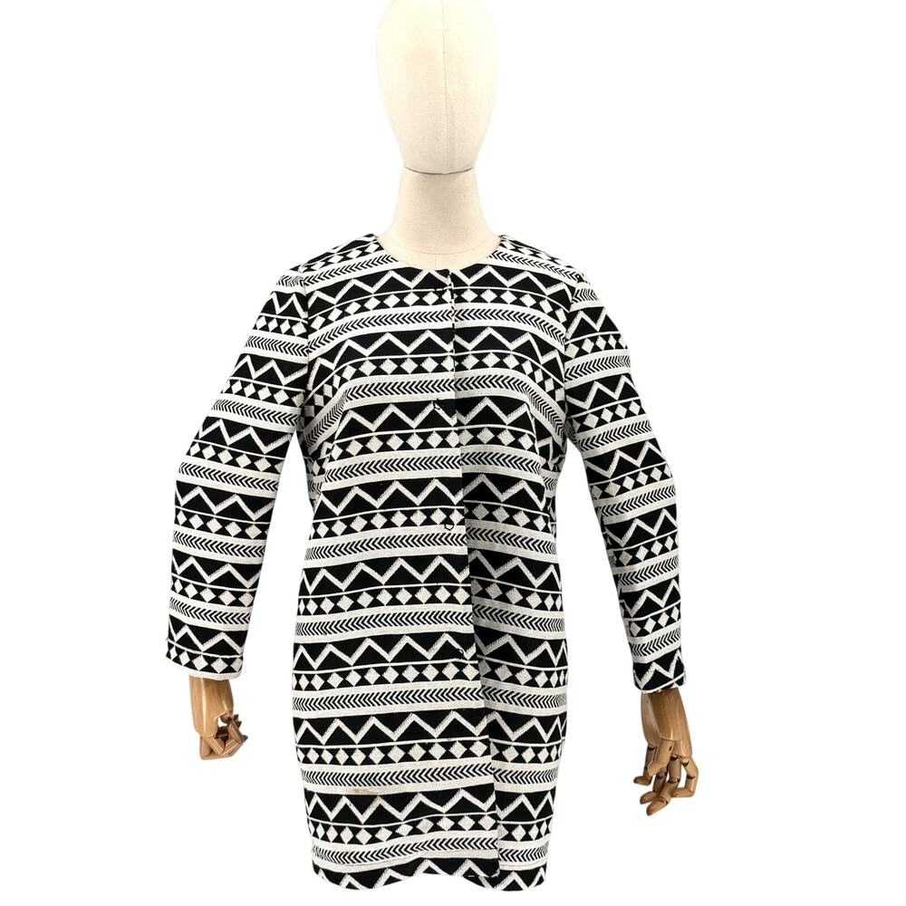 Hope Black White Aztec Tribal Geometric Snap Front Collarless Jacket